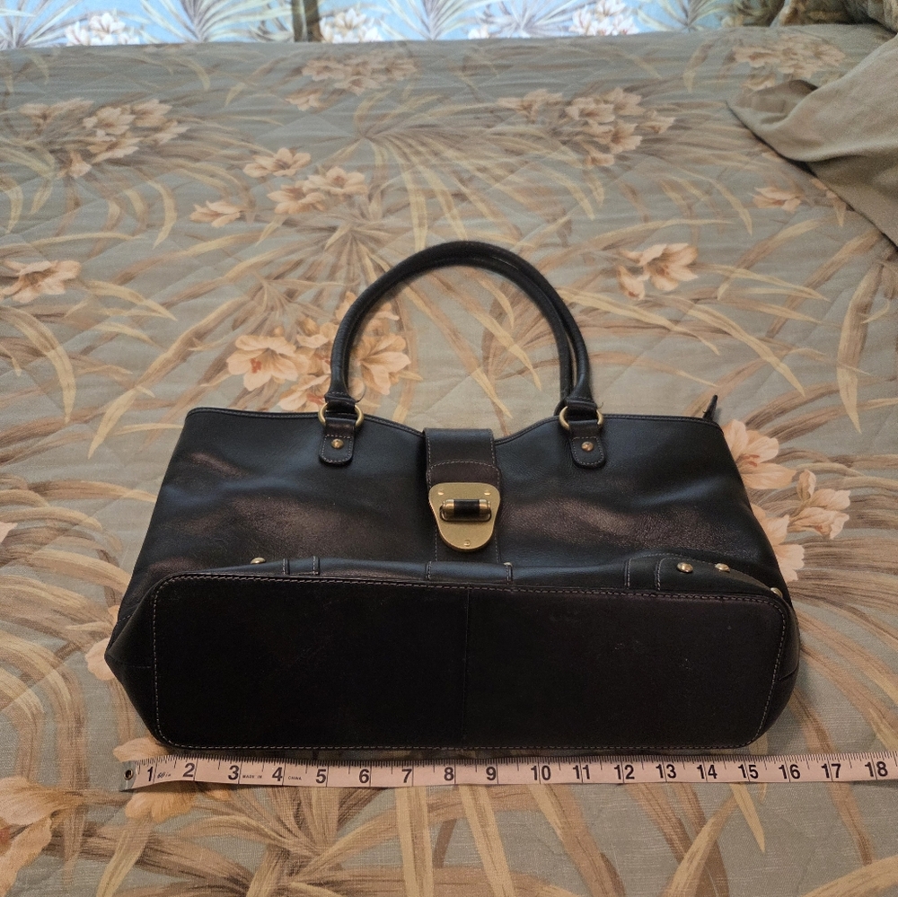Etienne Aigner Large Leather - Picture 11 of 12